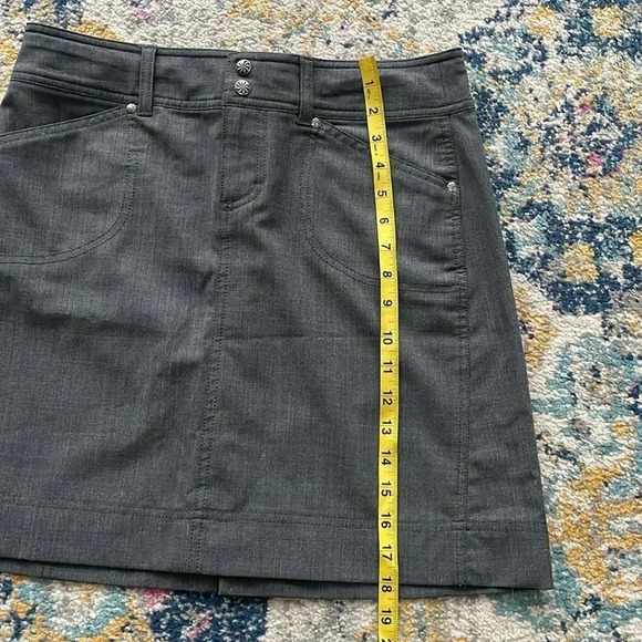 ATHLETA Sirrus Gray Wool Blend Mini Skirt Inner drawstring Women’s Size 6 - Picture 9 of 13